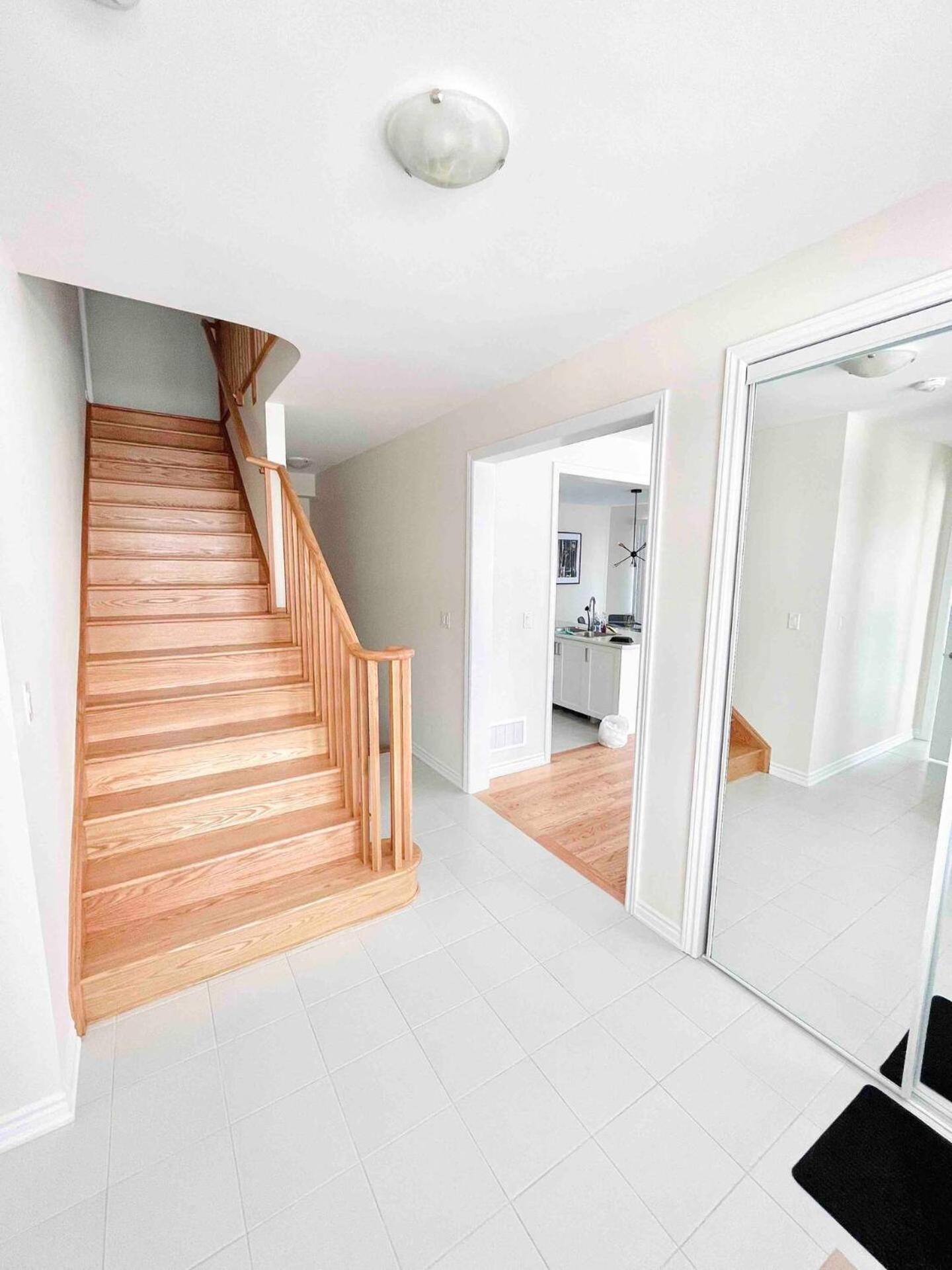 Large 5 Bedroom Newly Built Home Sleeps 12 Persons Thorold Exterior photo